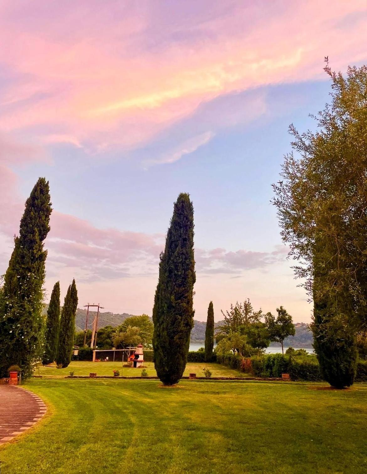 Agriturismo Le Grotte 네미 외부 사진